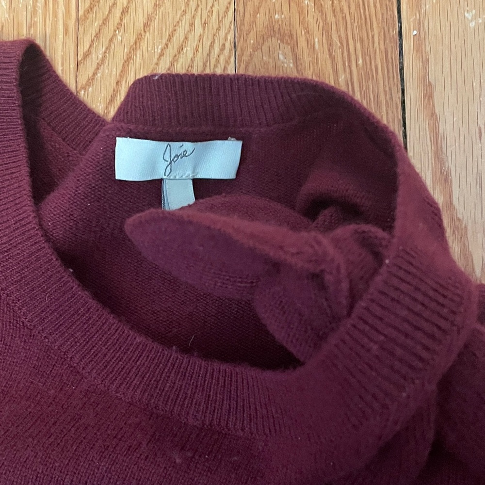 Women's Maroon Wool & Cashmere Sweater - Picture 4 of 5